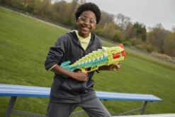 Hasbro Nerf DinoSquad Armorstrike -Kind Verwandt hasbro nerf dinosquad armorstrike 4