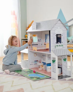 Puppenhaus Mit Pool Und Pferdestall