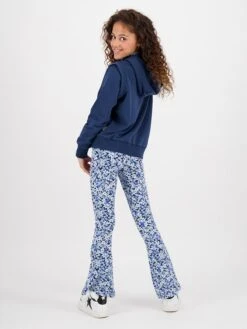 Vingino Hoodie "Aimee" In Dunkelblau -Kind Verwandt vingino hoodie aimee in dunkelblau 3